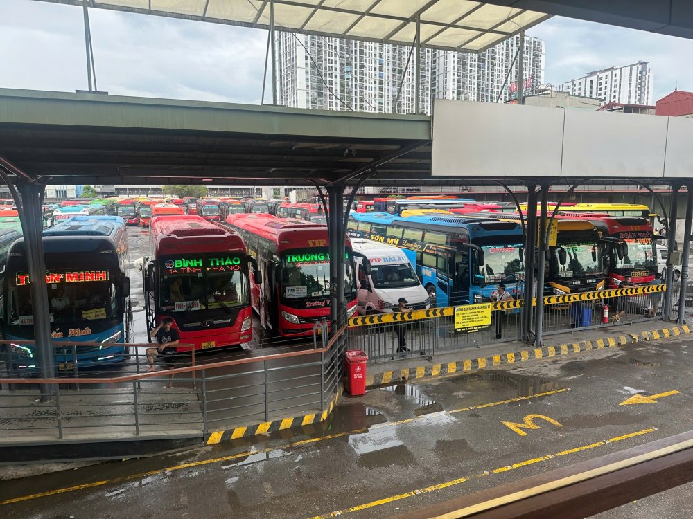 Hình ảnh Bến xe Nước Ngầm - Ảnh 6