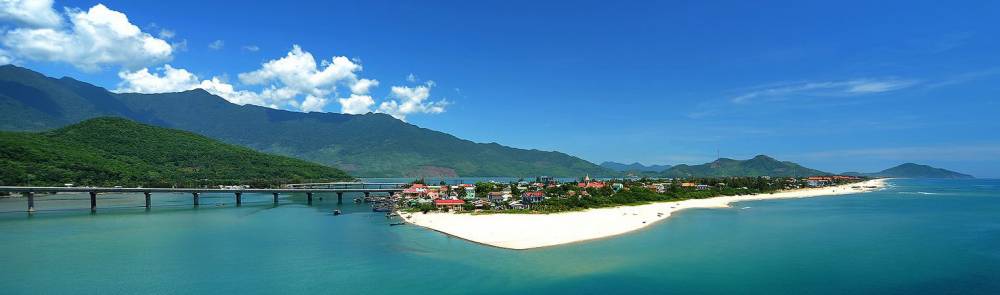 Bãi Biển Lăng Cô, Huế